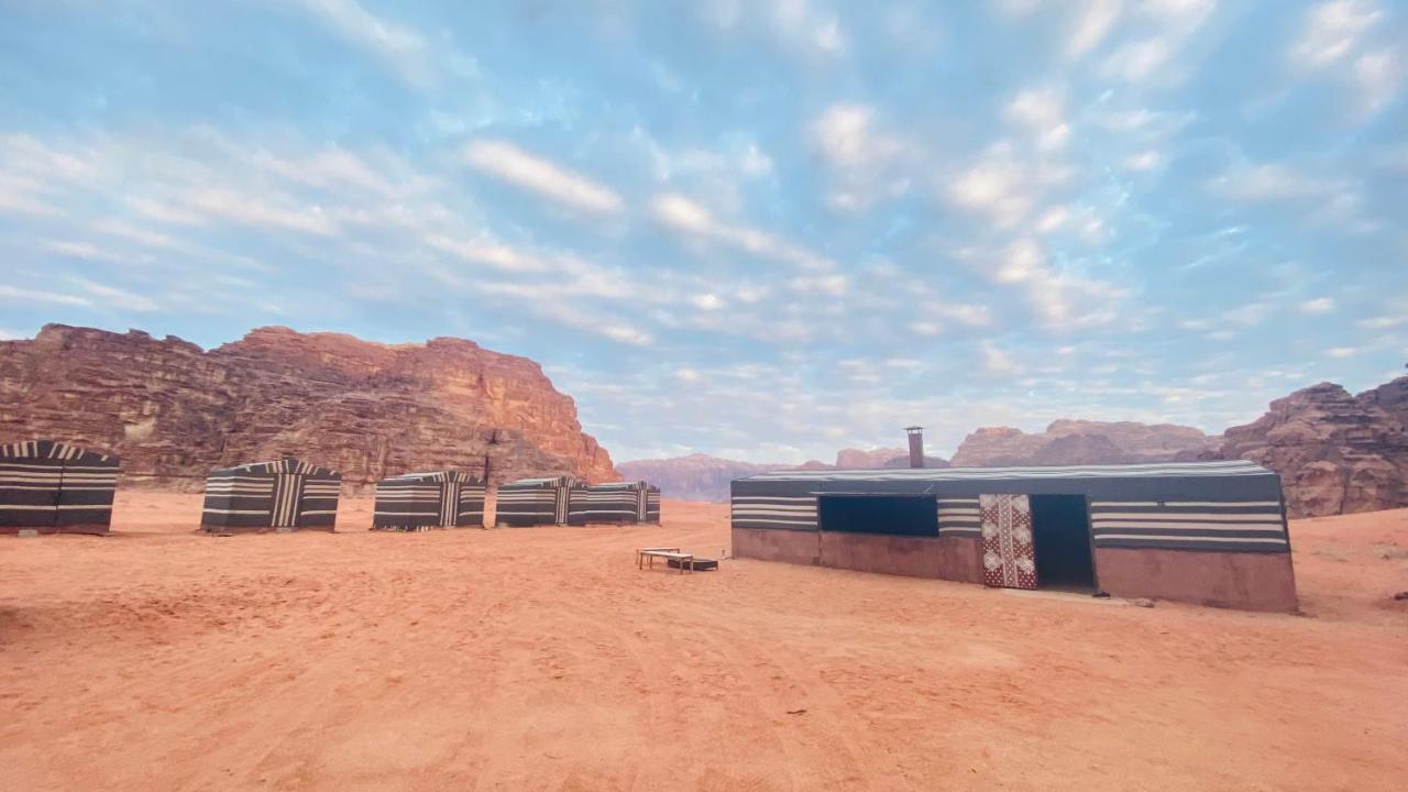 Bedouin Memories Camp Bed & Breakfast Wadi Rum Exterior photo