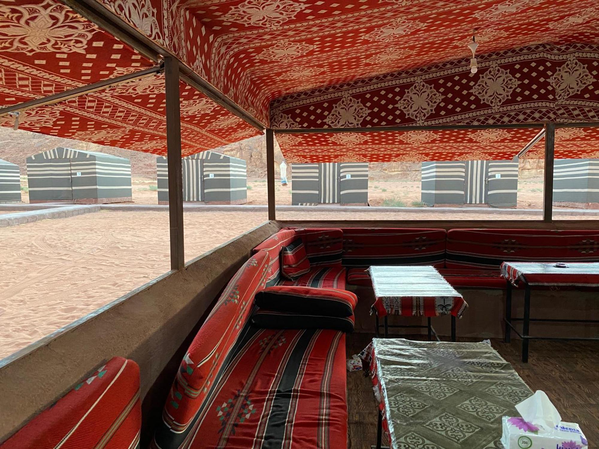 Bedouin Memories Camp Bed & Breakfast Wadi Rum Exterior photo