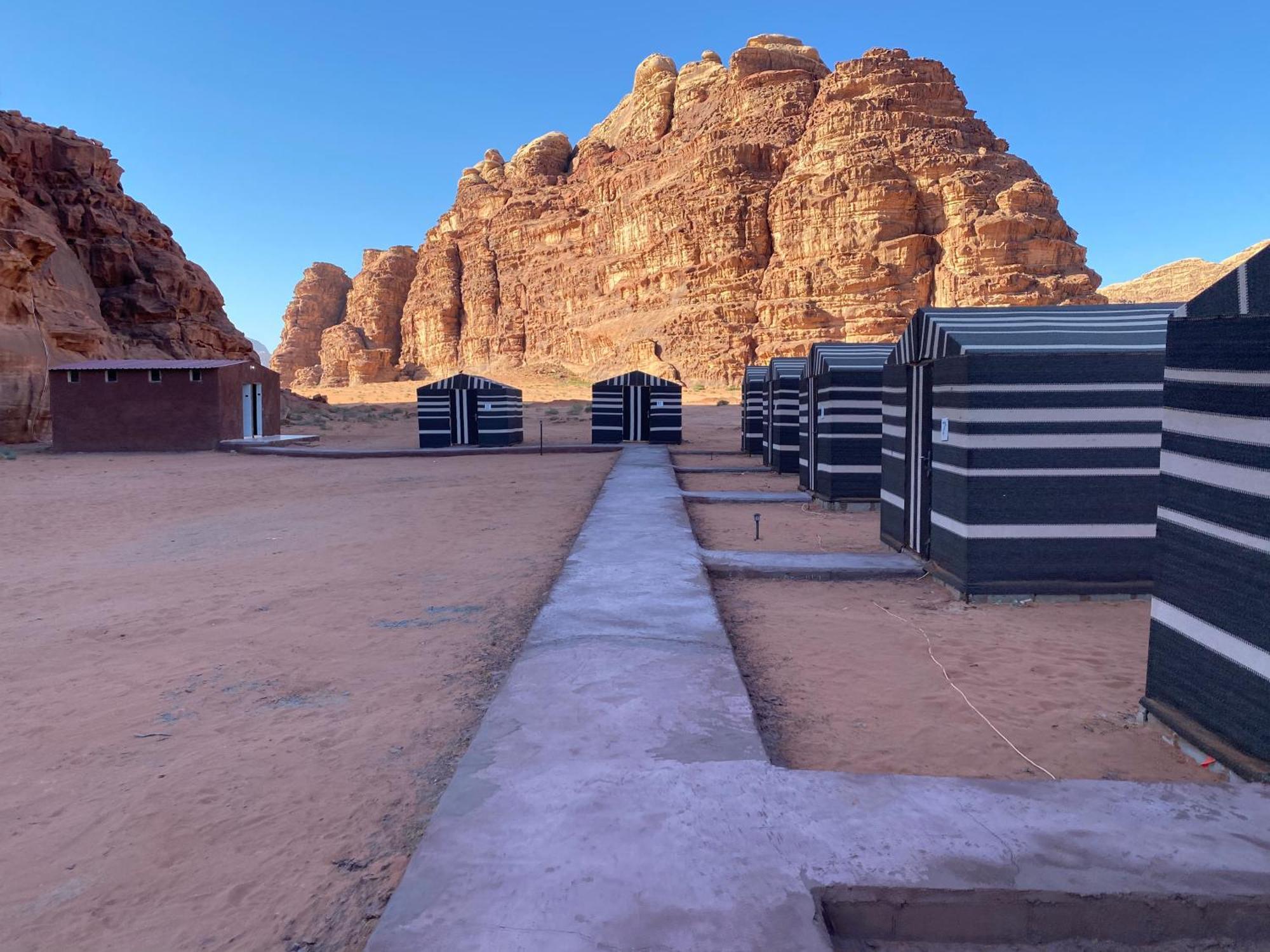 Bedouin Memories Camp Bed & Breakfast Wadi Rum Exterior photo