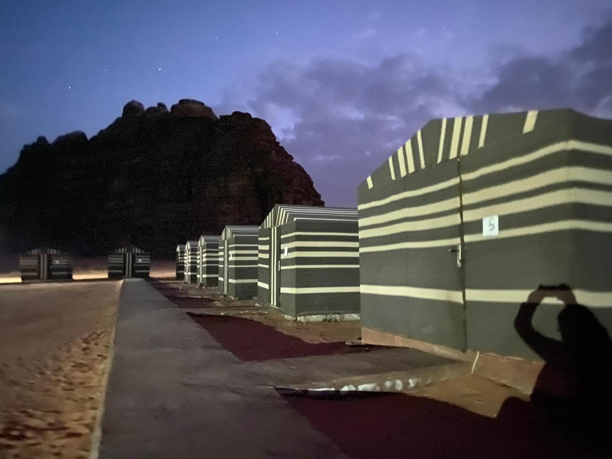 Bedouin Memories Camp Bed & Breakfast Wadi Rum Exterior photo