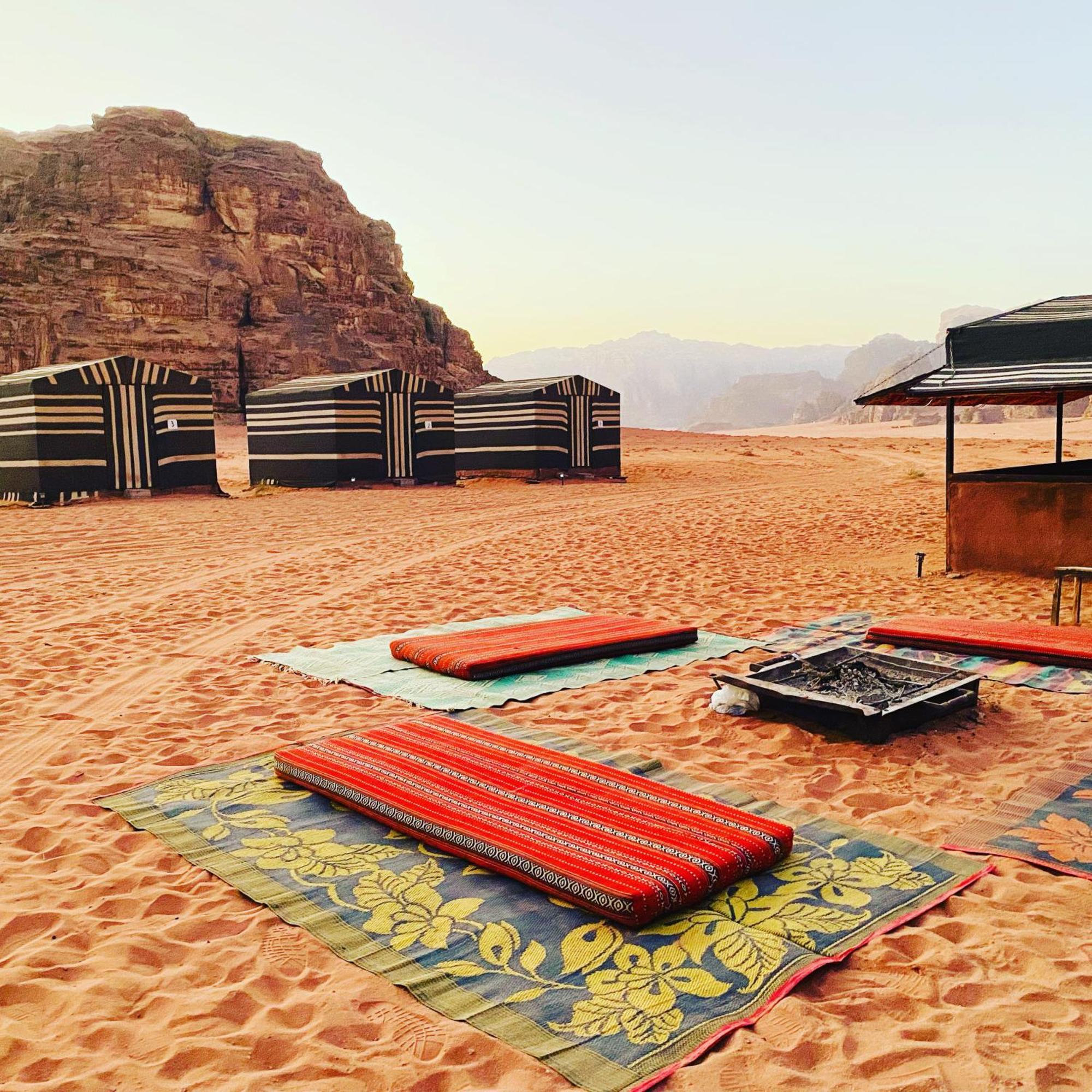 Bedouin Memories Camp Bed & Breakfast Wadi Rum Exterior photo